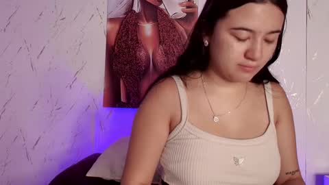 Snapshot of chloekitty_69 chatting on November 8, 11:32 am Melisa online show from November 8, 11:32 am