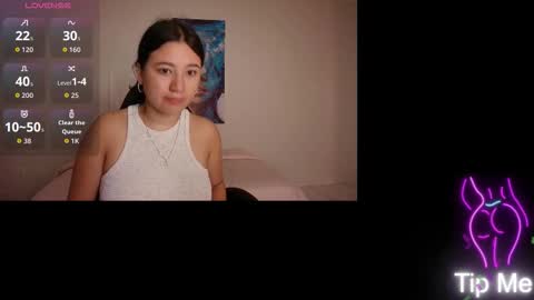 Snapshot of chloekitty_69 chatting on November 29, 11:13 am Melisa online show from November 29, 11:13 am