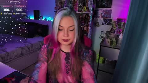 Snapshot of chloekohaku chatting on January 13, 4:50 am ChloeKohaku online show from January 13, 4:50 am