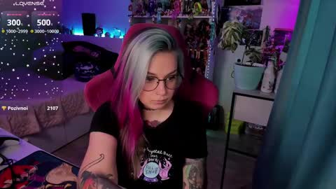 Snapshot of chloekohaku chatting on February 11, 9:42 am ChloeKohaku online show from February 11, 9:42 am