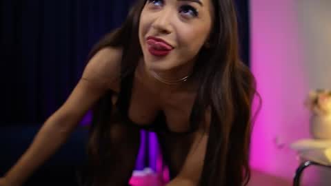 chloemin_ online show from September 26, 6:06 am