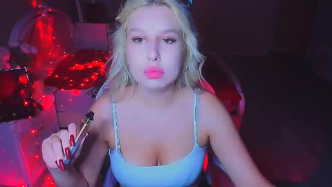 ChloeRicci online show from October 15, 10:37 am