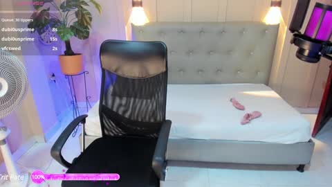 Chloe rosse online show from December 28, 4:08 am