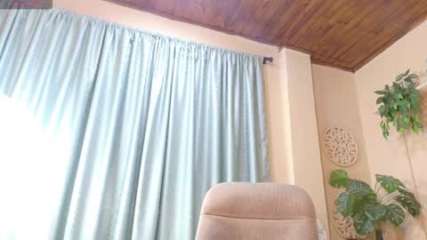 Chloe rosse online show from October 19, 1:06 am