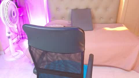 Chloe rosse online show from February 25, 1:26 am