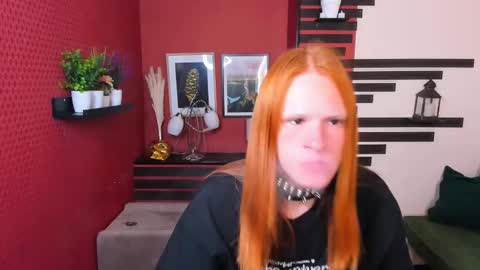 Snapshot of chloevalentinee chatting on September 25, 9:13 am Chloe online show from September 25, 9:13 am