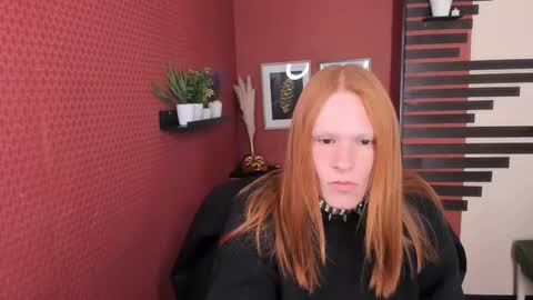 Snapshot of chloevalentinee chatting on October 7, 9:28 am Chloe online show from October 7, 9:28 am