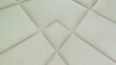 Chloe Vee online show from March 26, 5:46 am