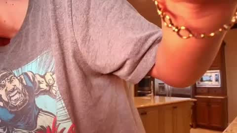 Snapshot of chloexbabe chatting on July 18, 12:04 am Chloe Babe online show from July 18, 12:04 am