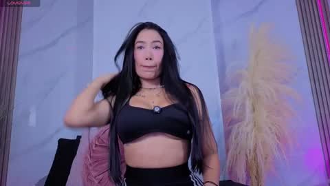 Snapshot of chlooee_ chatting on April 6, 2:31 am Chlooe online show from April 6, 2:31 am