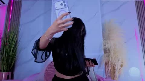 Snapshot of chlooee_ chatting on April 28, 1:26 am Chlooe online show from April 28, 1:26 am