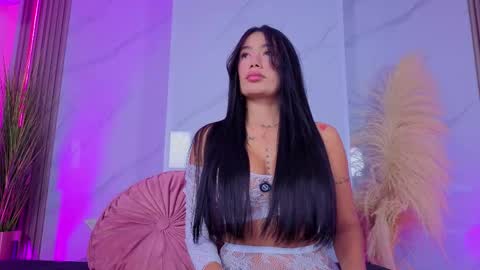 Snapshot of chlooee_ chatting on June 10, 2:01 am Chlooe online show from June 10, 2:01 am