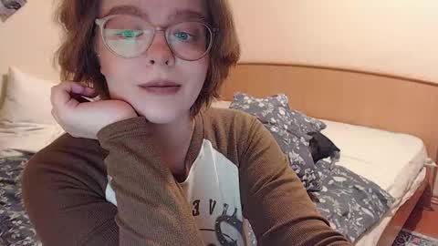 chmiri online show from October 19, 1:01 pm