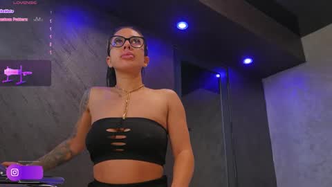 Snapshot of chocapika chatting on October 19, 6:03 am chocapika online show from October 19, 6:03 am