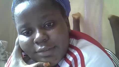 Snapshot of choclate_goddess chatting on April 27, 6:22 am Paula online show from April 27, 6:22 am