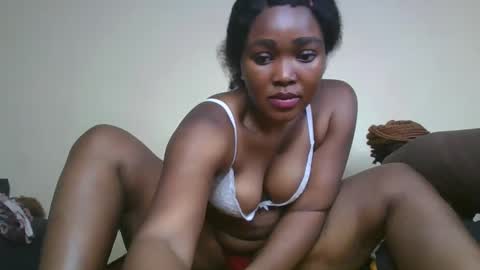 Snapshot of choco_baeb chatting on February 5, 7:53 pm nei online show from February 5, 7:53 pm