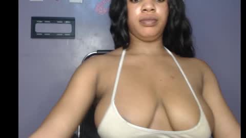 ESTHER online show from March 1, 7:15 pm
