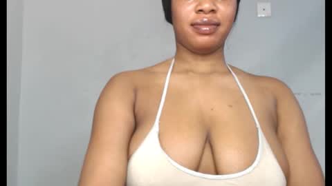 Snapshot of choco_chocox chatting on October 1, 7:36 am ESTHER online show from October 1, 7:36 am