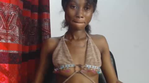 choco_petitqueen online show from December 29, 3:03 pm