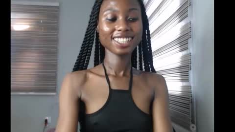 Snapshot of choco_petitqueen chatting on November 12, 7:42 am choco_petitqueen online show from November 12, 7:42 am