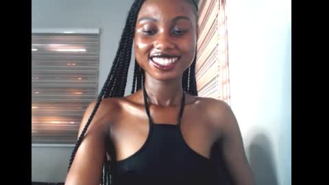 Snapshot of choco_petitqueen chatting on February 26, 8:13 am choco_petitqueen online show from February 26, 8:13 am