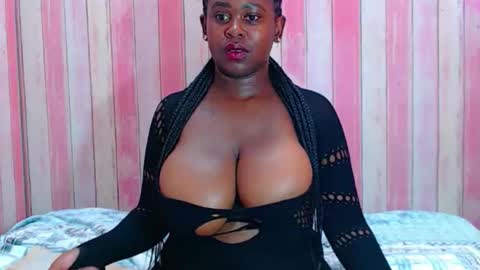 chocobootyxx online show from February 10, 7:56 am