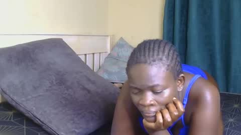 Snapshot of chocolate_peggy chatting on March 26, 12:00 pm chocolate_peggy online show from March 26, 12:00 pm