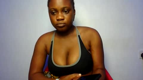 Snapshot of chocolate_slut78 chatting on March 15, 4:40 am Chocoslut online show from March 15, 4:40 am