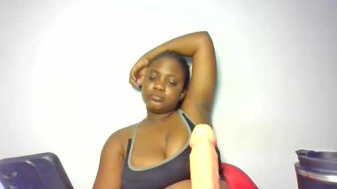 Snapshot of chocolate_slut78 chatting on March 16, 5:44 am Chocoslut online show from March 16, 5:44 am