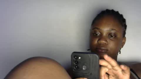 Snapshot of chocolate_slut78 chatting on March 24, 4:28 am Chocoslut online show from March 24, 4:28 am