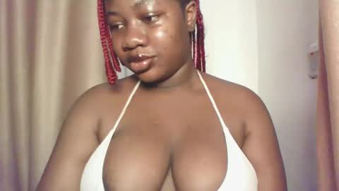 chocolateassgirl61 online show from December 16, 8:30 am