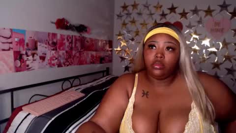 Snapshot of chocolatebunnyxx69 chatting on December 18, 12:38 am Melina online show from December 18, 12:38 am