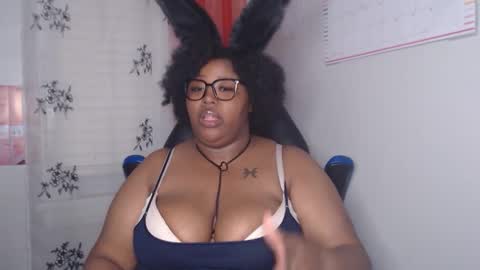 Snapshot of chocolatebunnyxx69 chatting on March 8, 2:04 am Melina online show from March 8, 2:04 am