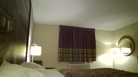 Snapshot of chocolatedolla chatting on February 5, 11:04 am chocolatedolla online show from February 5, 11:04 am