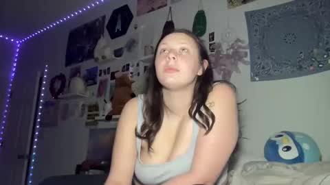 chocolatevanillaswirl3 online show from February 10, 1:43 am