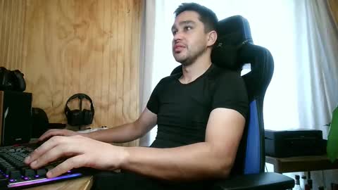 chocomate online show from October 30, 1:12 pm