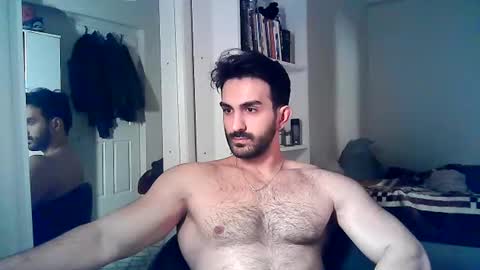 Snapshot of chocopriapus chatting on January 19, 12:06 am GreekGod online show from January 19, 12:06 am