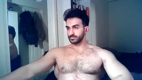 Snapshot of chocopriapus chatting on February 6, 10:43 pm GreekGod online show from February 6, 10:43 pm