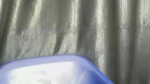 Snapshot of chocoslut22 chatting on January 6, 3:43 am chocoslut22 online show from January 6, 3:43 am