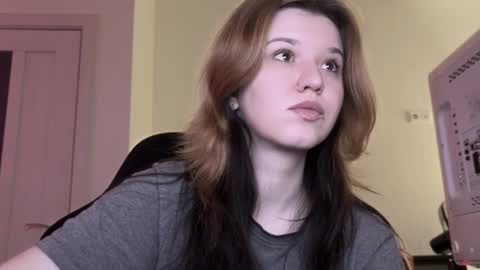 Lissa online show from December 22, 1:02 am