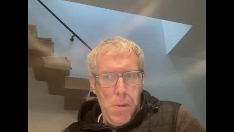 Snapshot of choupipat1 chatting on February 13, 9:27 am choupipat1 online show from February 13, 9:27 am