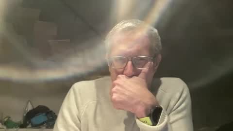 Snapshot of choupipat1 chatting on February 17, 10:27 pm choupipat1 online show from February 17, 10:27 pm