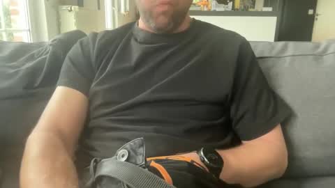 Snapshot of chris13abcd chatting on March 11, 2:29 pm chris13abcd online show from March 11, 2:29 pm