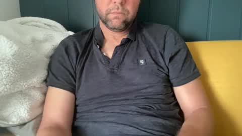 chris13abcd online show from May 12, 7:49 am