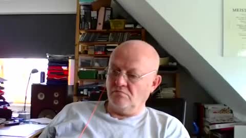 Snapshot of chris1962tyrionbtsv chatting on May 17, 11:39 am Chris online show from May 17, 11:39 am