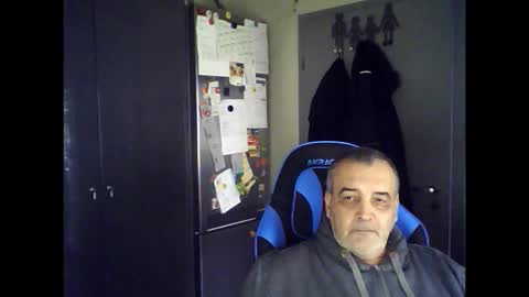 Snapshot of chris250268 chatting on September 25, 10:30 am Chris online show from September 25, 10:30 am