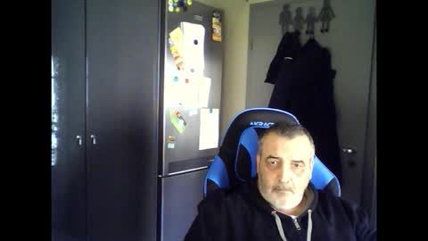 Chris online show from March 27, 11:21 am