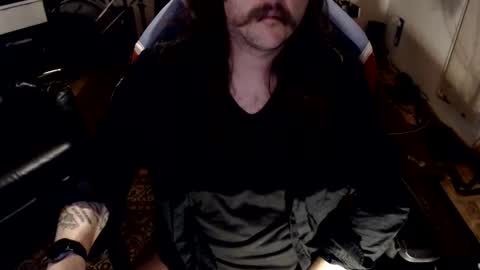 Snapshot of chris42089 chatting on April 9, 1:49 pm Chris online show from April 9, 1:49 pm