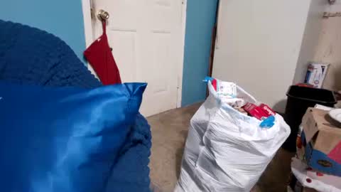 Snapshot of chris526520 chatting on February 24, 6:47 pm chris526520 online show from February 24, 6:47 pm