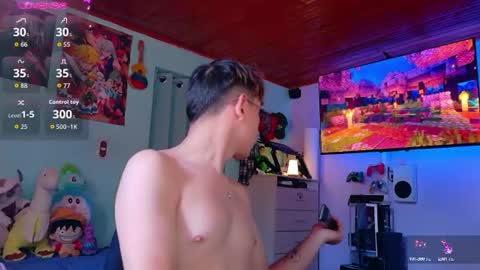 chris_blake_ online show from June 16, 9:28 pm